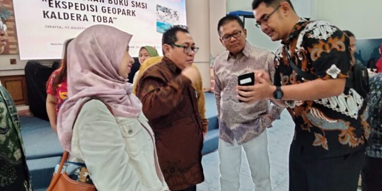 Penghargaan:  Anugerah Kemerdekaan dan Keberagaman Pers Indonesia untuk Google