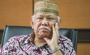 Penghargaan SMSI:  Azyumardi Azra Pelopor Pers Merdeka