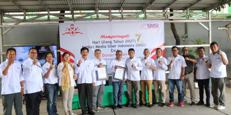 SMSI Peringati HUT ke-7 pada 7 Maret Dengan Potong Tumpeng Serentak di 37 Kota