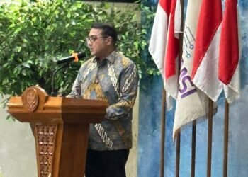 Firdaus Serahkan Anugerah SMSI 2026, Apresiasi Menteri hingga Kepala Desa Inspiratif